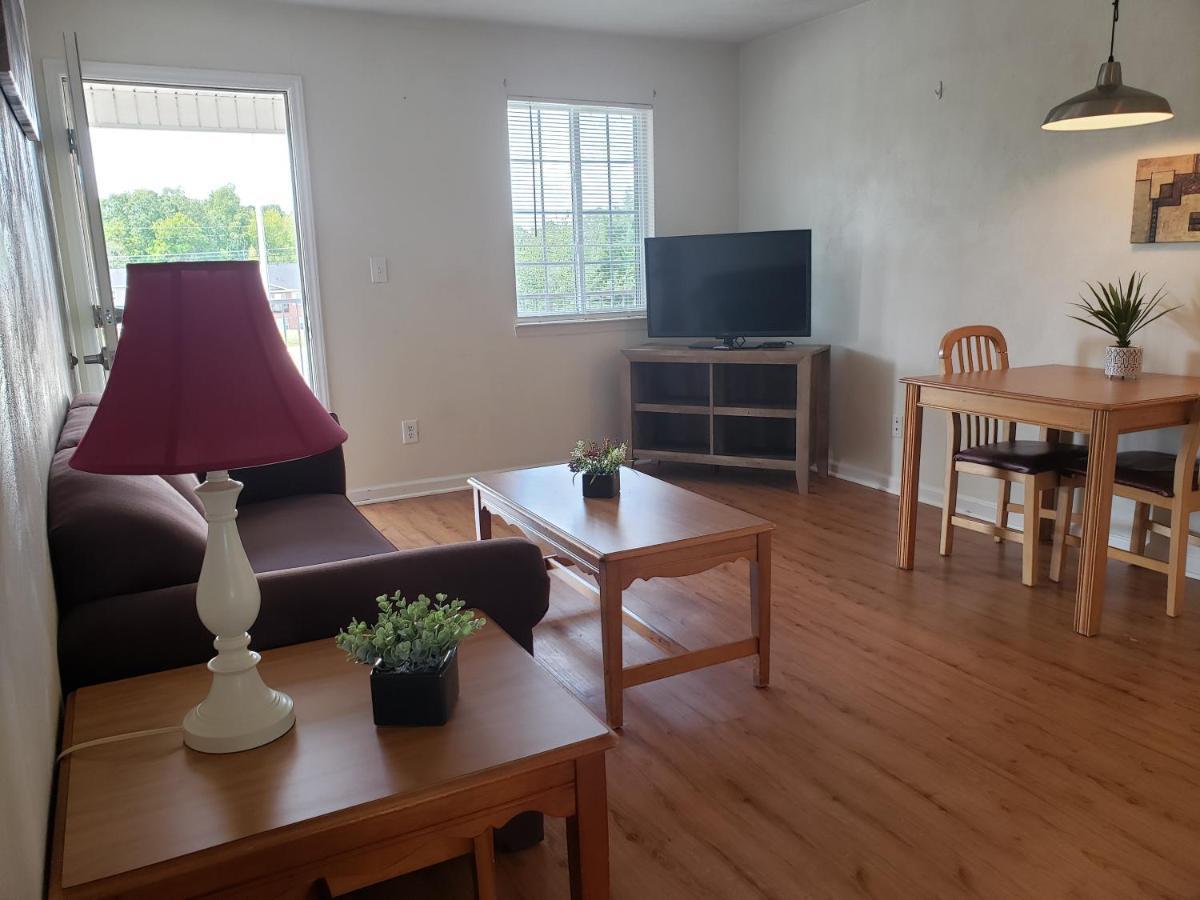 Affordable Suites Μπέρλινγκτον Εξωτερικό φωτογραφία